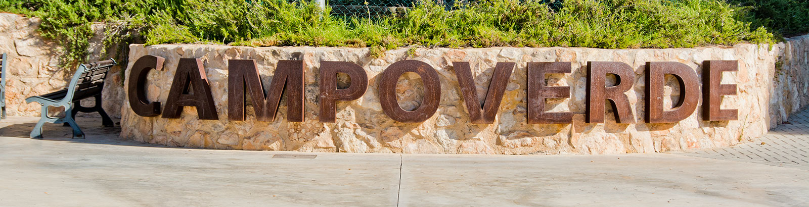 Pinar de Campoverde Local Information